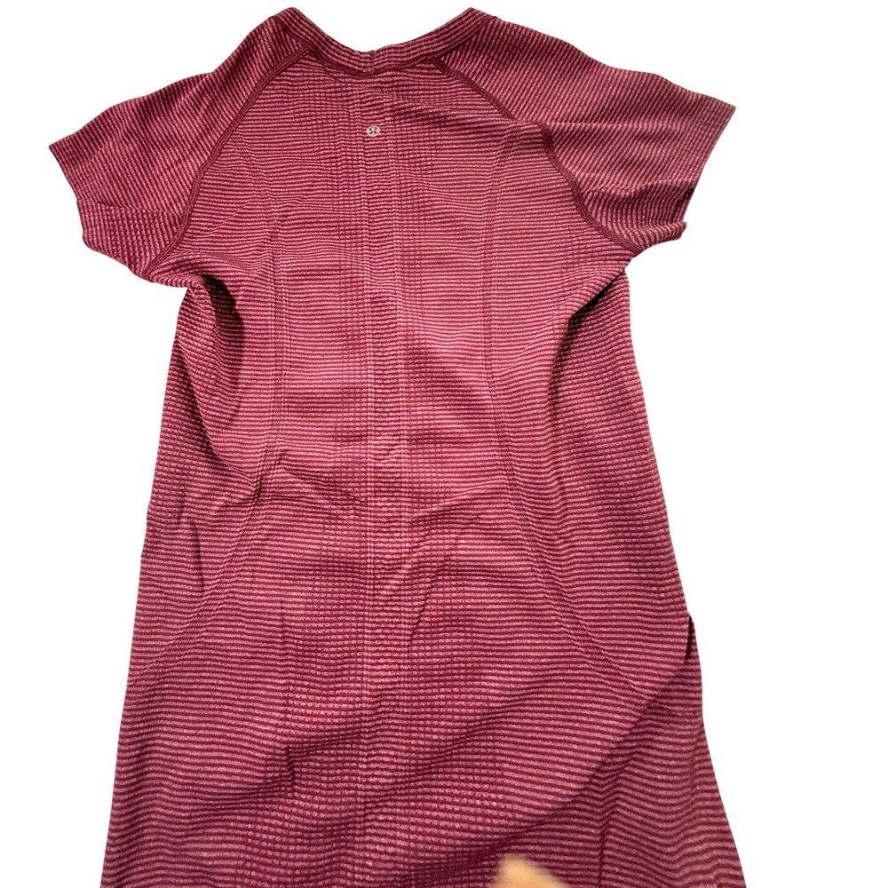 Lululemon Swiftly Tech Short Sleeve Crew Berry Pink Striped Shirt Size 4